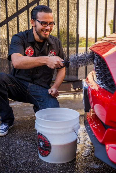 Щітка для чищення коліс Chemical Guys  Easy Reach Wheel Brush