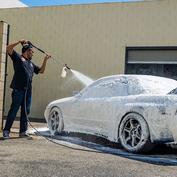 АВТОШАМПУНЬ СУПЕР ПЕНА С УСИЛИТЕЛЕМ БЛЕСКА - ЭКСТРЕМАЛЬНЫЙ ВИНОГРАДНЫЙ MAXI SUDS II -  3785мл